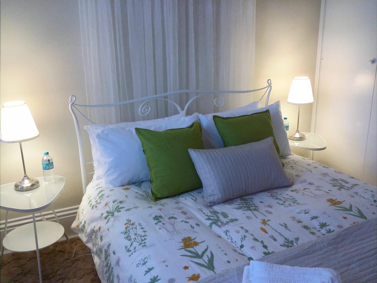 The Bank Guesthouse غلين اينيس المظهر الخارجي الصورة